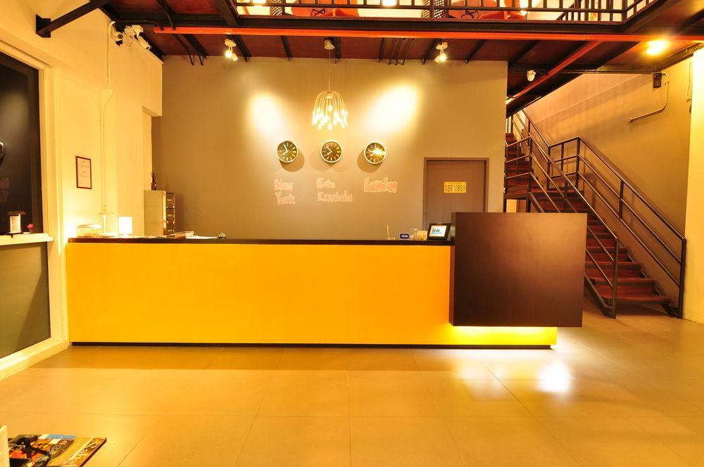 Skypod Boutique Hostel *
